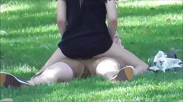 રશિયન કૉલેજ ગેલ મમ્મીના BF ડિકને શોધે છે! ASAP Squirts સેક્સી પિક્ચર મોકલો