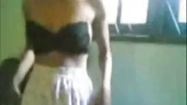 BangBros: Apolonia Lapiedra સાથે ગુજરાતી પોર્ન PornHD પર જાહેરમાં મોટેથી અને હોર્ની